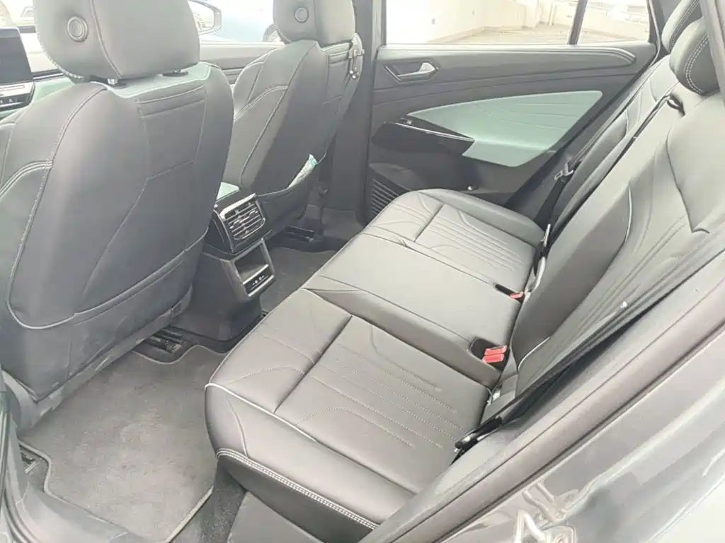 Volkswagen ID.4 X — миниатюра 17