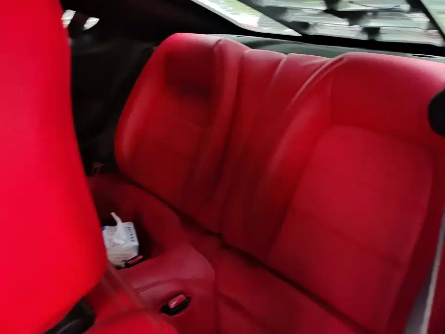 Ford Mustang — миниатюра 11