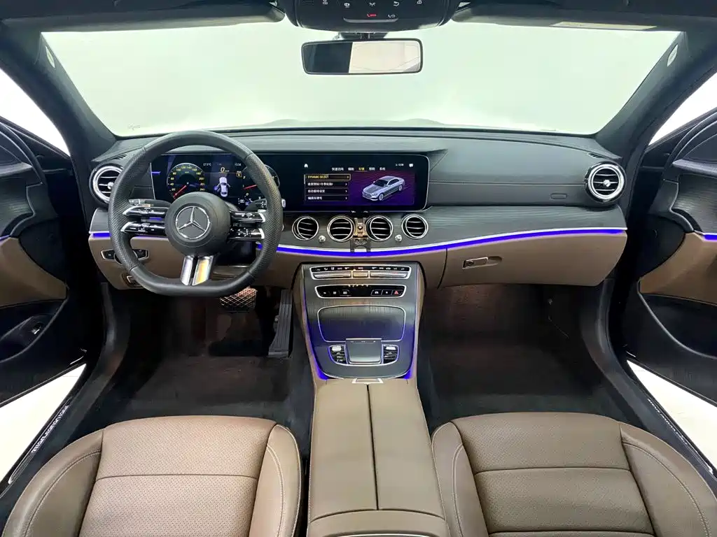 Mercedes-Benz E-Class — миниатюра 10