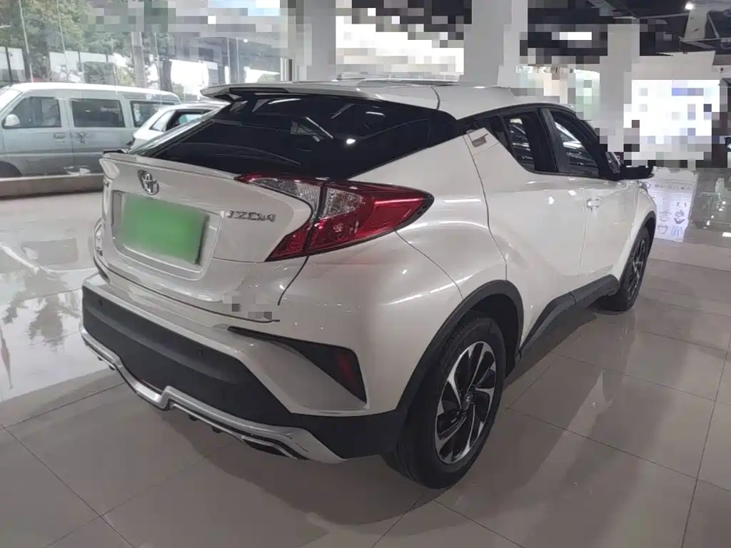 Toyota IZOA — миниатюра 7