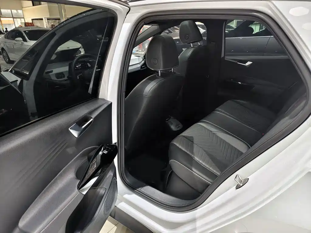 Volkswagen ID.3 — миниатюра 7