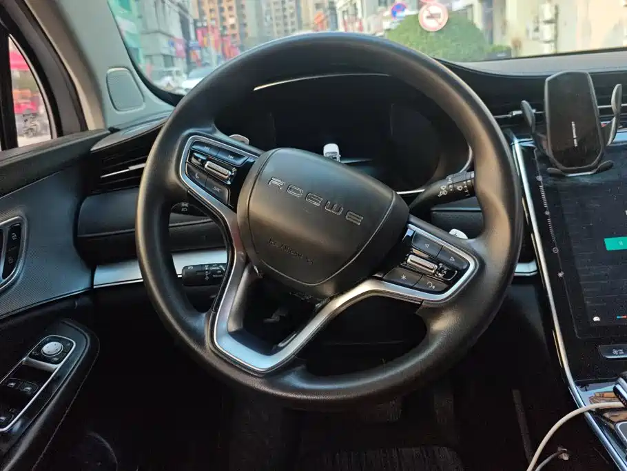 Roewe RX5 MAX — миниатюра 15