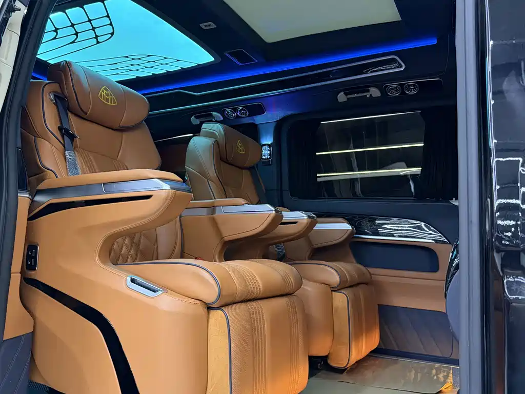 Mercedes-Benz V-Class — миниатюра 8