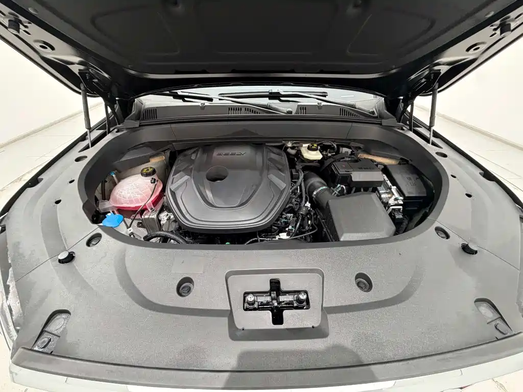 Geely Xingyue L — миниатюра 12