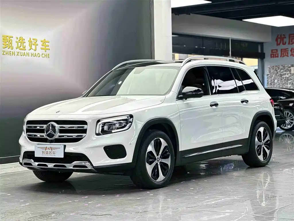 MERCEDES-BENZ GLB
