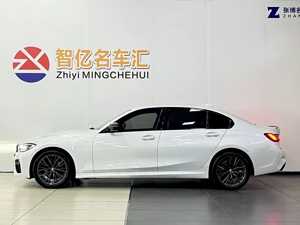 BMW 3 Series 3 2022 325Li M Sport