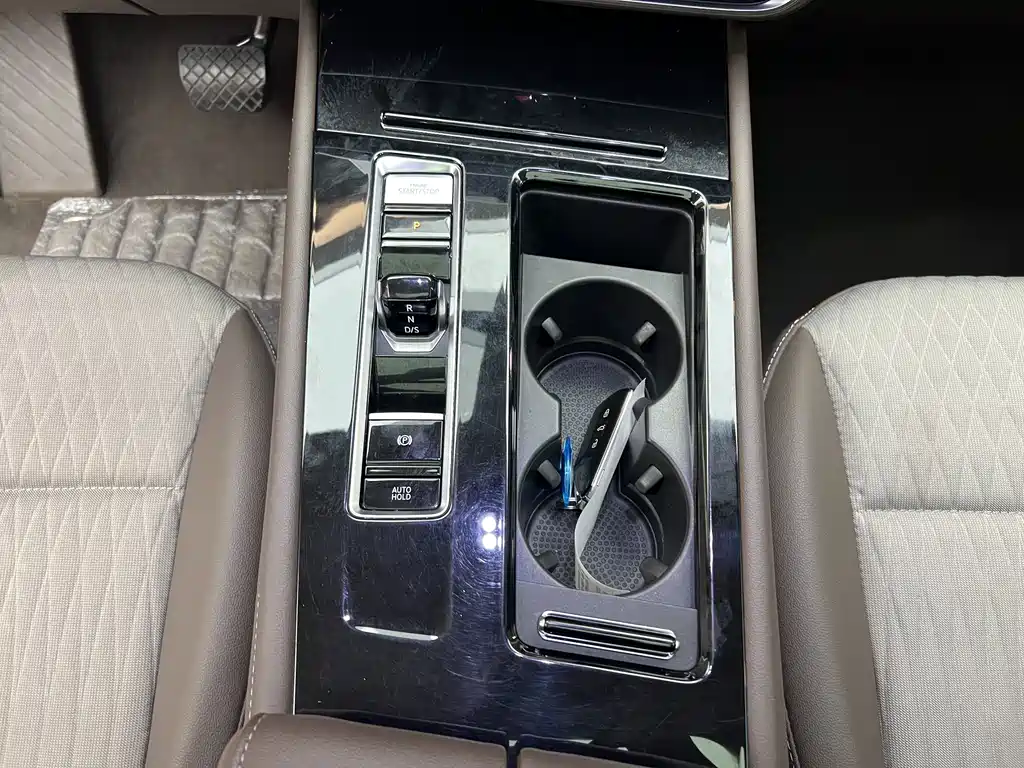 Volkswagen Viloran — миниатюра 11