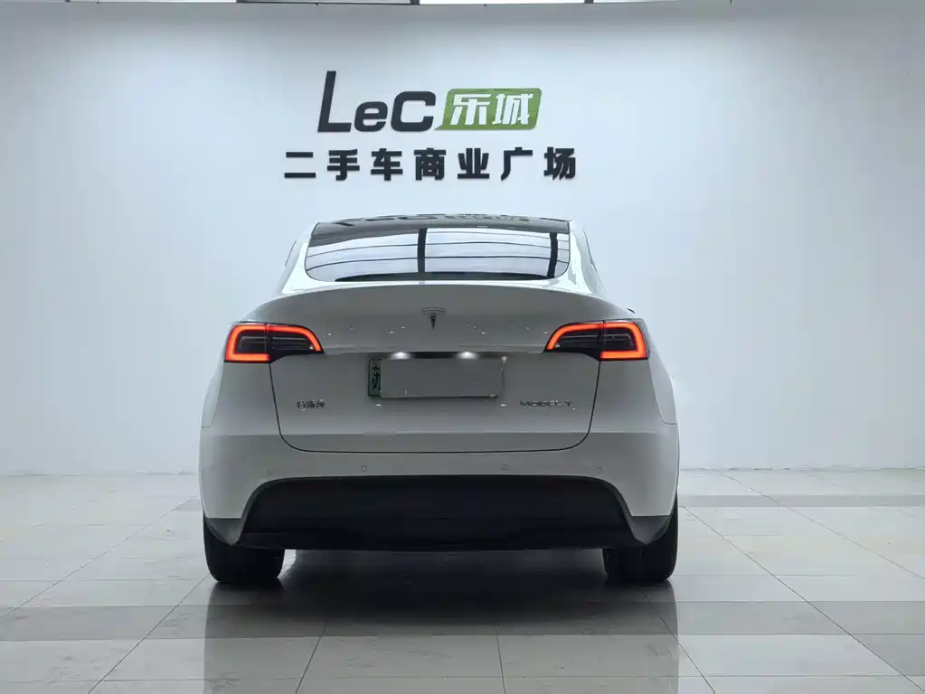 Tesla Model Y — фотографии объявления, Фото 7