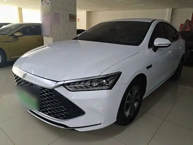 2024 BYD Qin