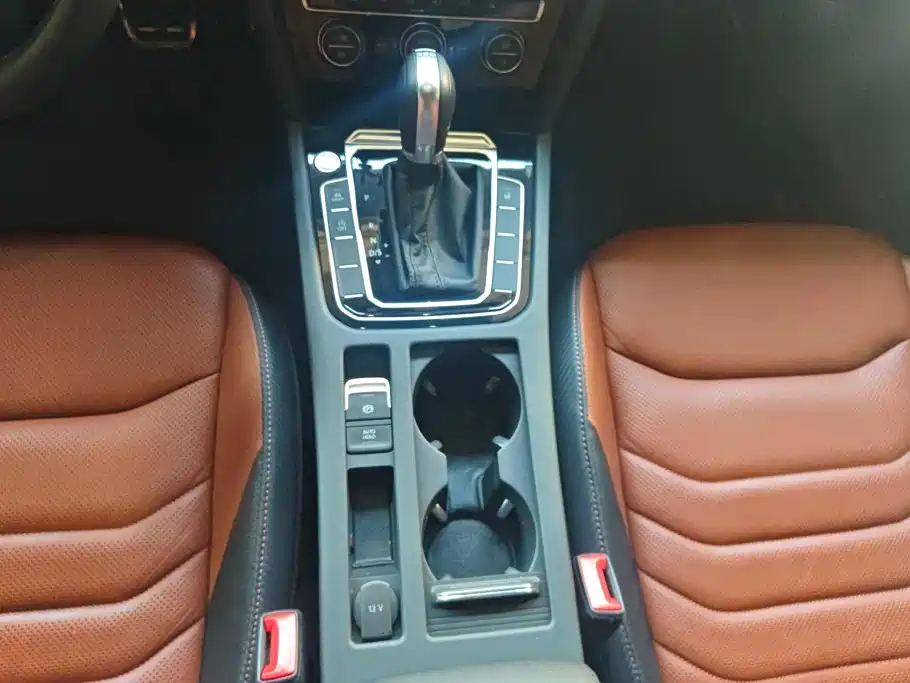 Volkswagen CC — миниатюра 16