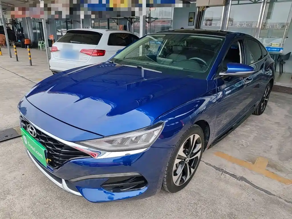Hyundai Lafesta