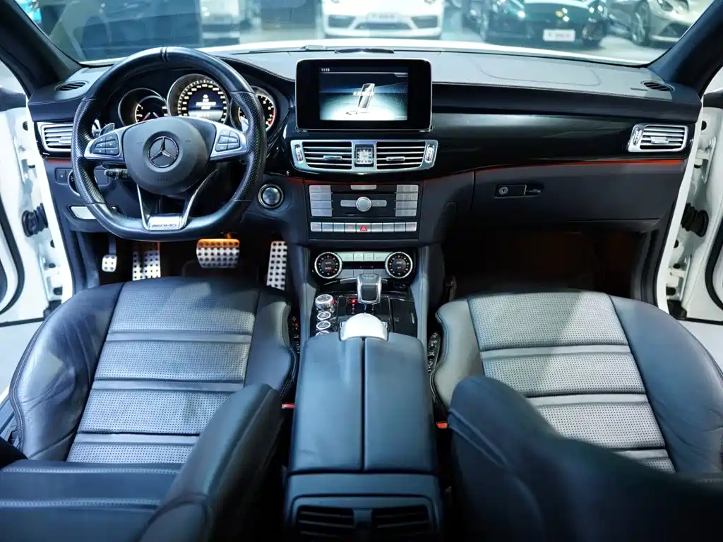 Mercedes-Benz CLS AMG — миниатюра 37
