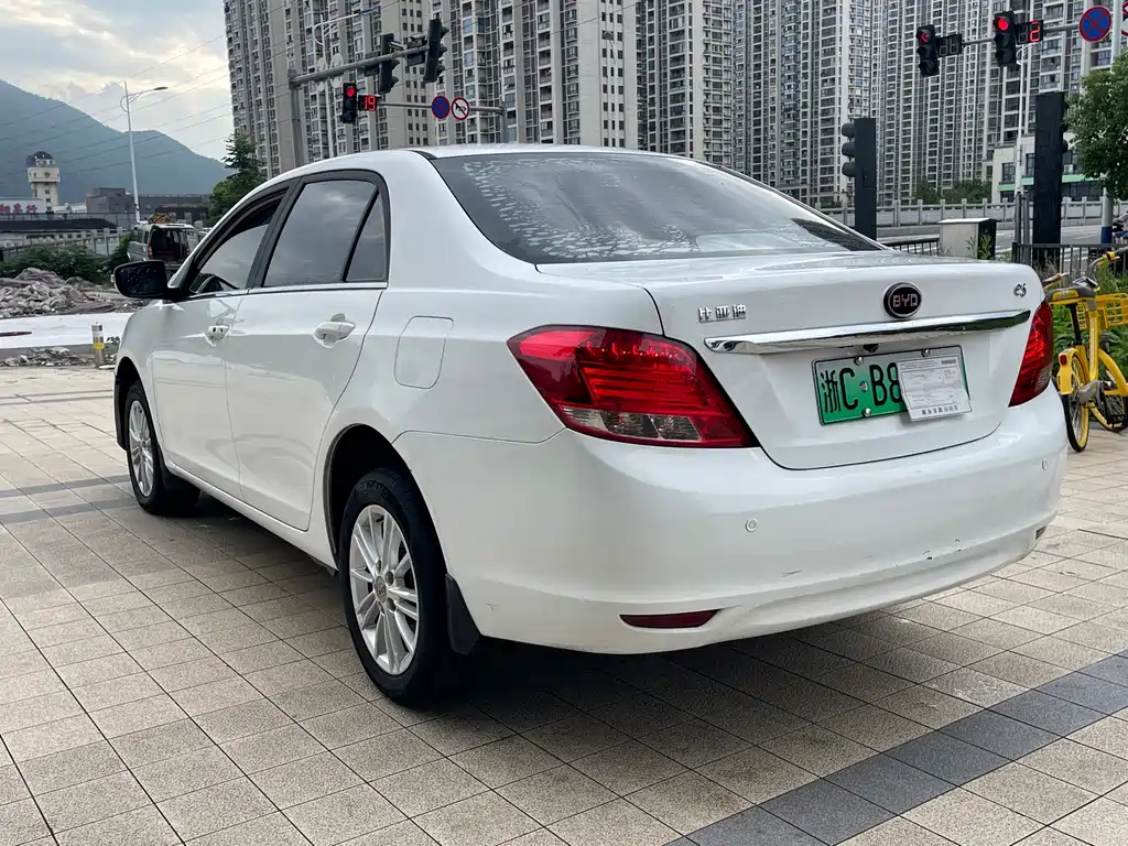 BYD e5 — миниатюра 5