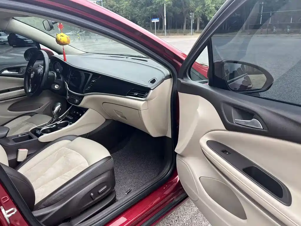Buick Verano — миниатюра 9