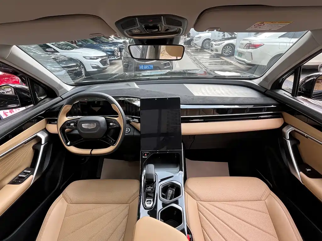 Geely Boyue L — миниатюра 10