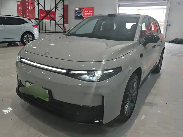 2025 Leapmotor C10
