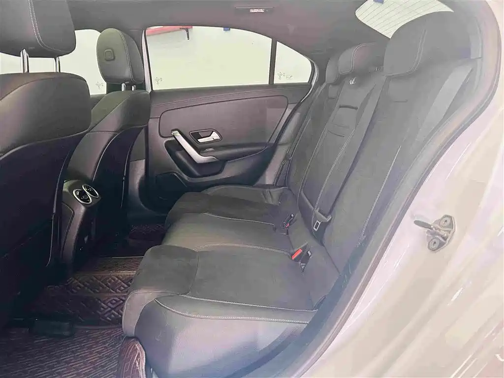 Mercedes-Benz A-Class A 200 L Sport Sedan Dynamic Type, фото 22