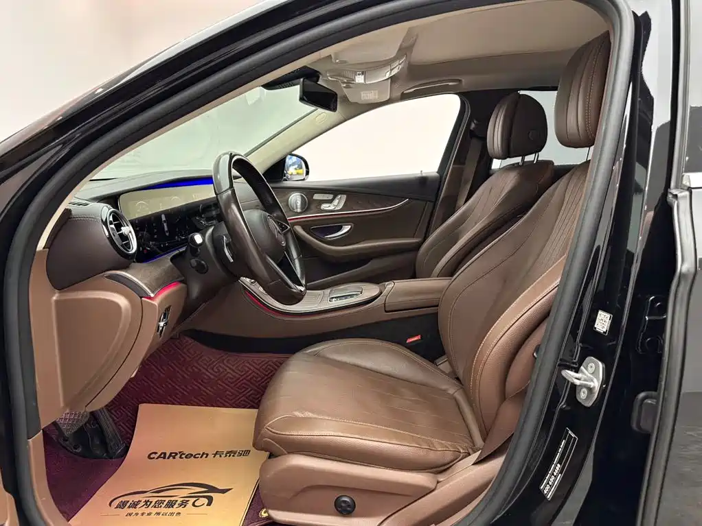 Mercedes-Benz E-Class — миниатюра 8
