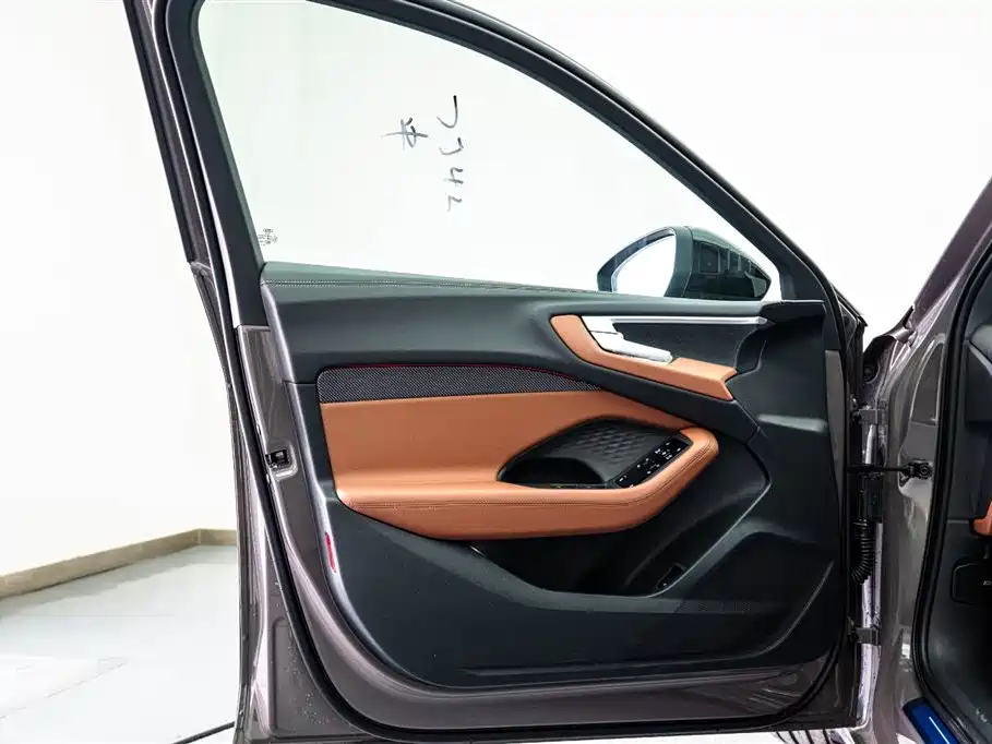 Audi A5L 2026 2.0T Sport Plus