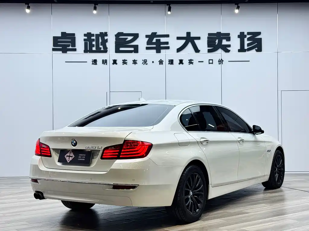 BMW 5 Series 5 2014 525Li Luxury