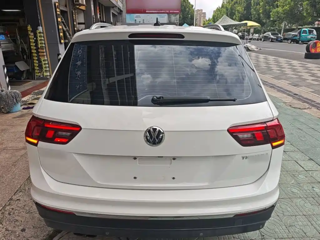 Volkswagen Tiguan L — миниатюра 6