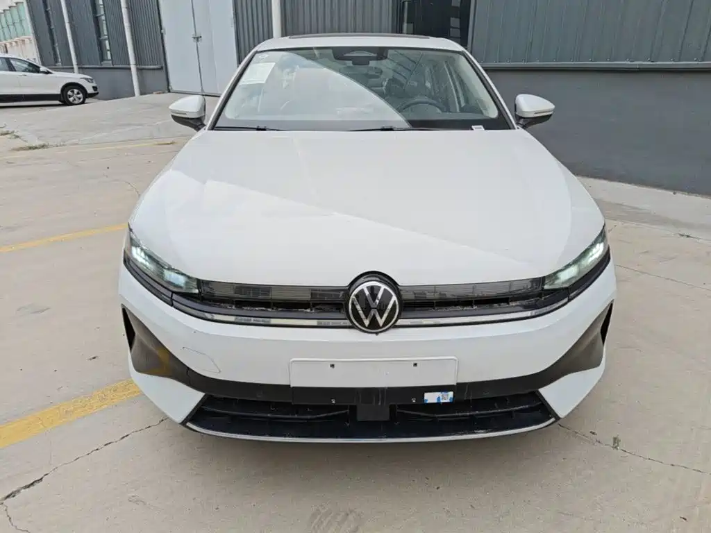 Volkswagen Sagitar — миниатюра 3