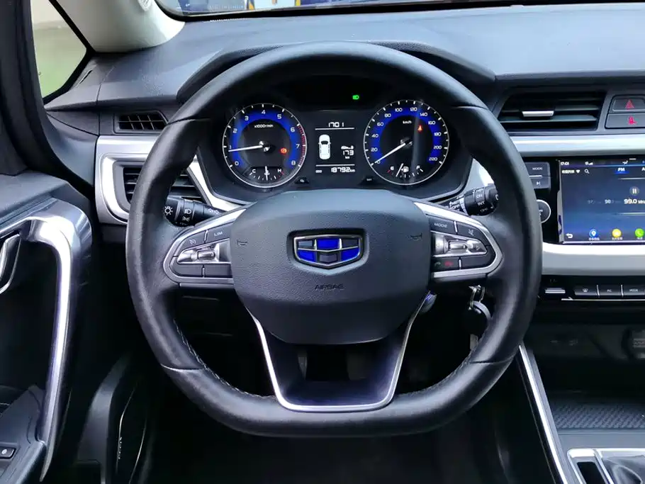 Geely Vision X3 — миниатюра 15