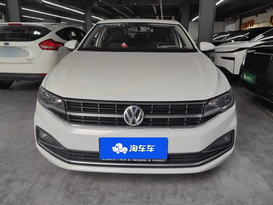 Volkswagen Bora — миниатюра 2