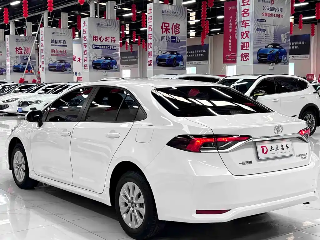 Toyota Corolla — миниатюра 7