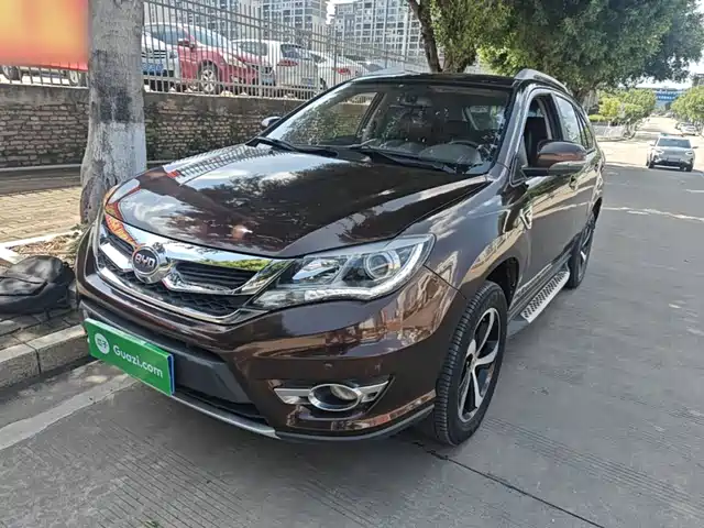 2015 BYD S7