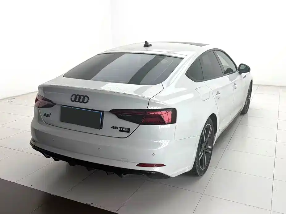 Audi A5 (Import) — миниатюра 9