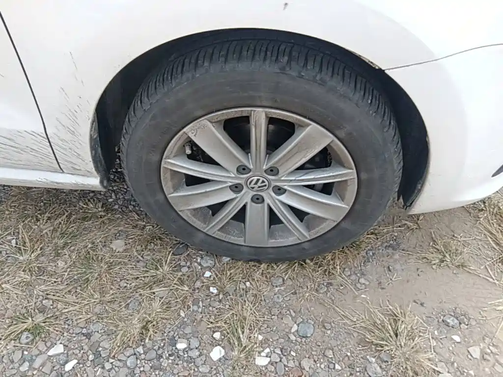 Volkswagen Polo — миниатюра 12