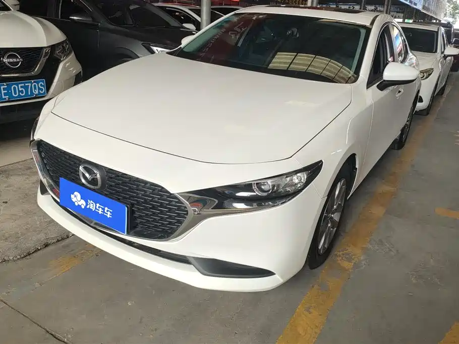 Купить Mazda 3 Axela