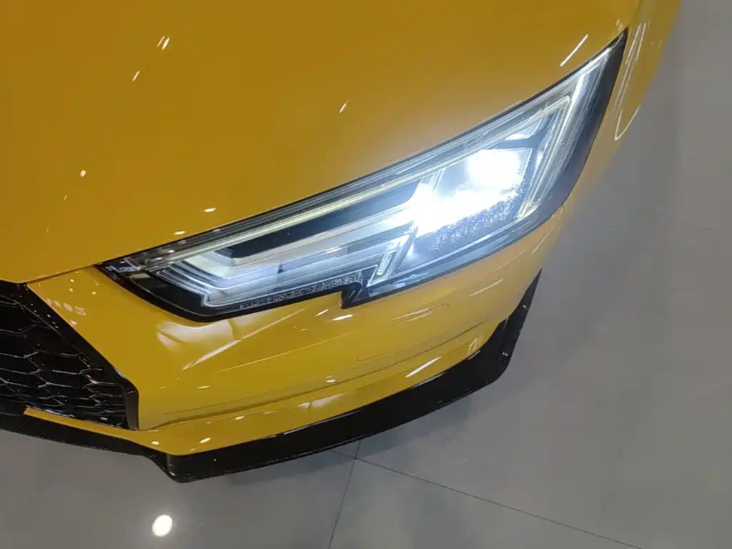 Audi A4L — миниатюра 24