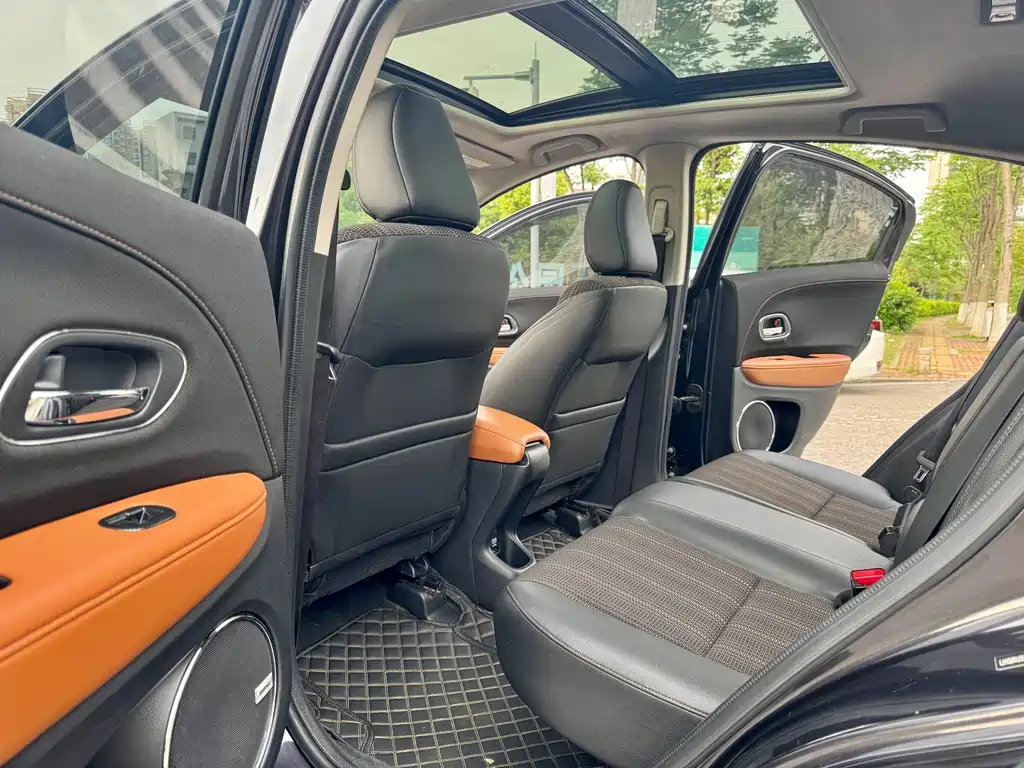 Honda Vezel — миниатюра 6