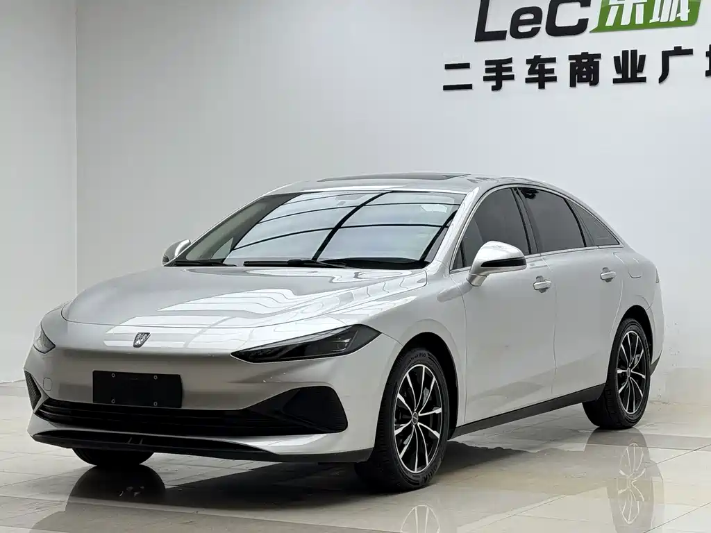 Roewe D7