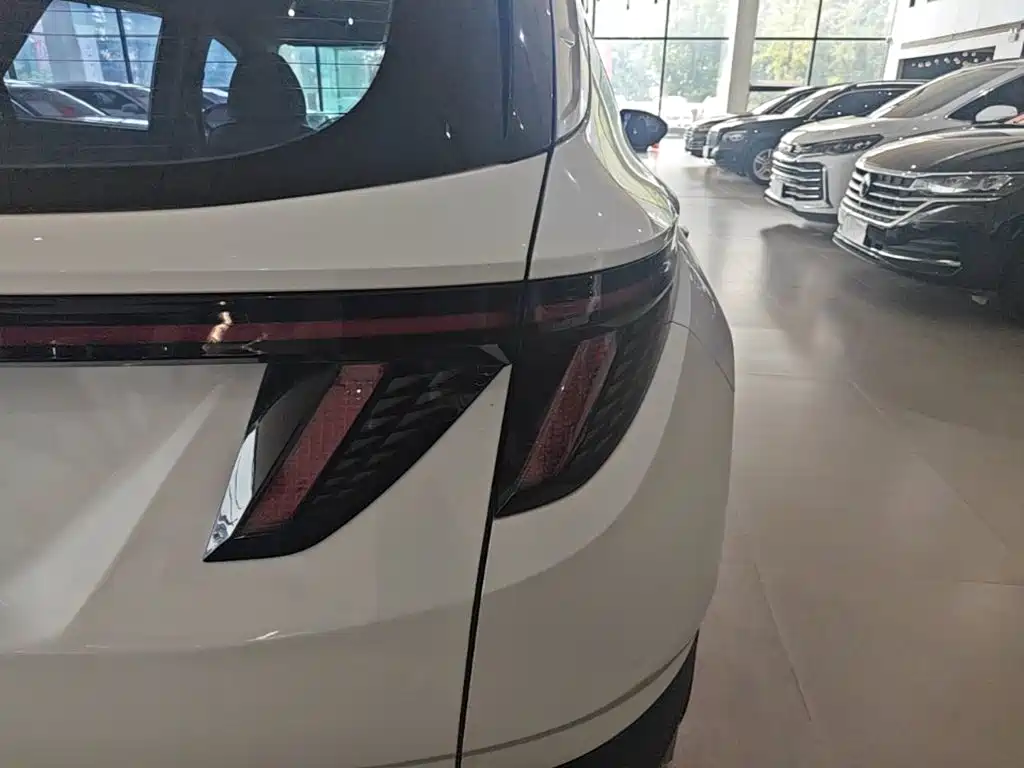 Hyundai Tucson — миниатюра 8