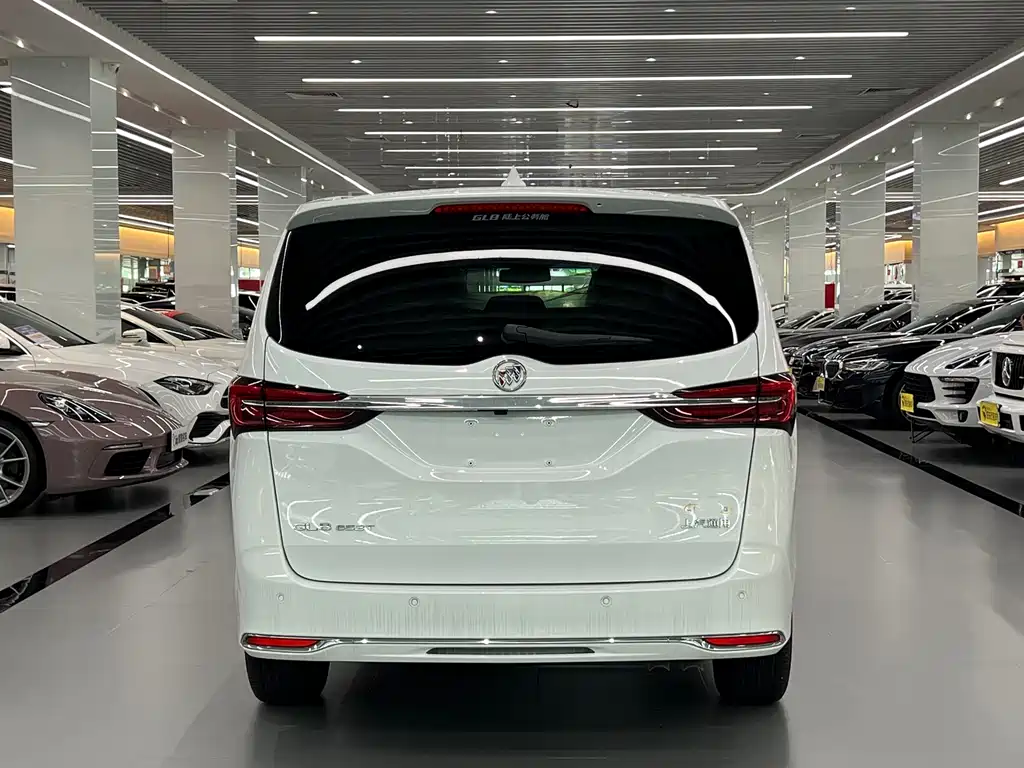 Buick GL8 2021 652T Luxury