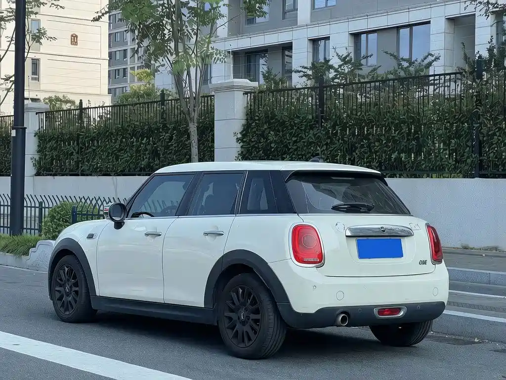 MINI Mini — миниатюра 4
