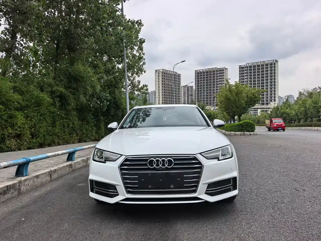 Audi A4L — миниатюра 2