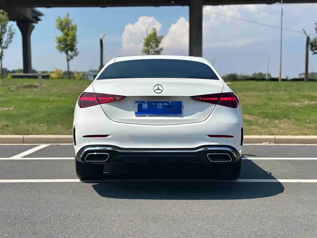 Mercedes-Benz C-Class — миниатюра 5