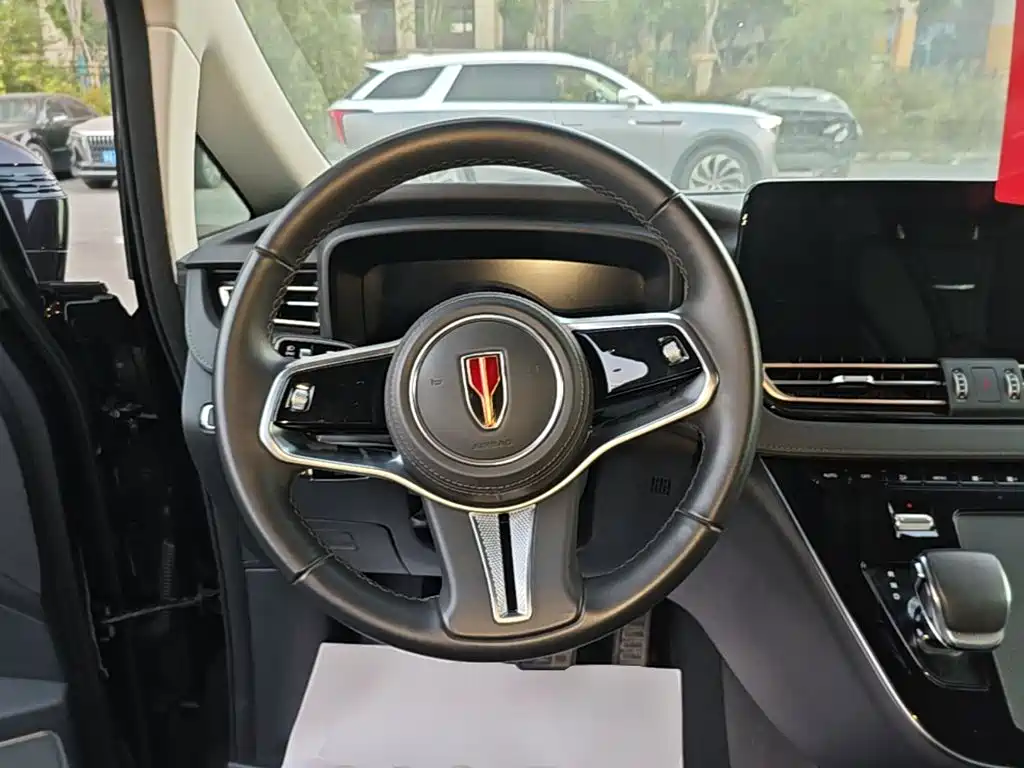 Hongqi Hongqi HQ9 PHEV — миниатюра 11