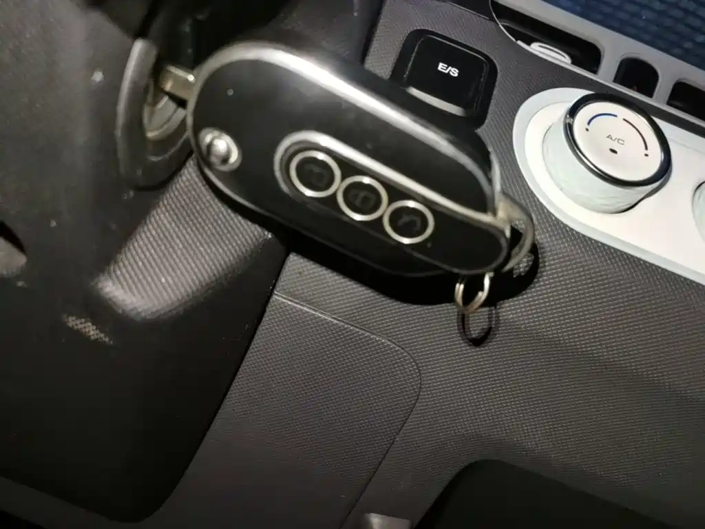 Wuling MINIEV — миниатюра 9