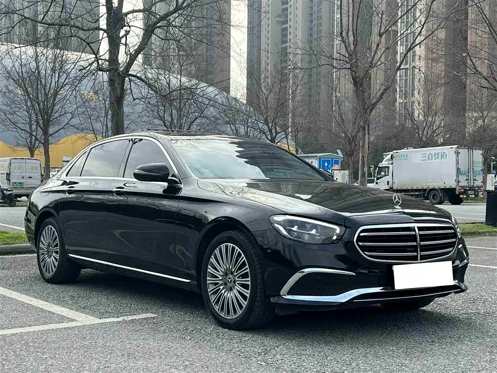 Mercedes-Benz E-Class E 2022 E 300 L Fashion