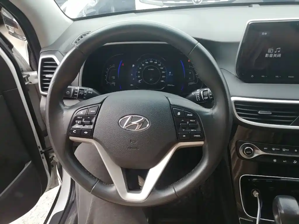 Hyundai Tucson — миниатюра 11