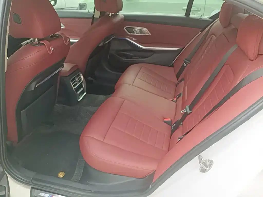 BMW 3 Series — миниатюра 17