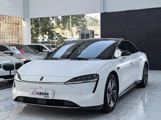 AITO WISDOM WORLD S7 2024