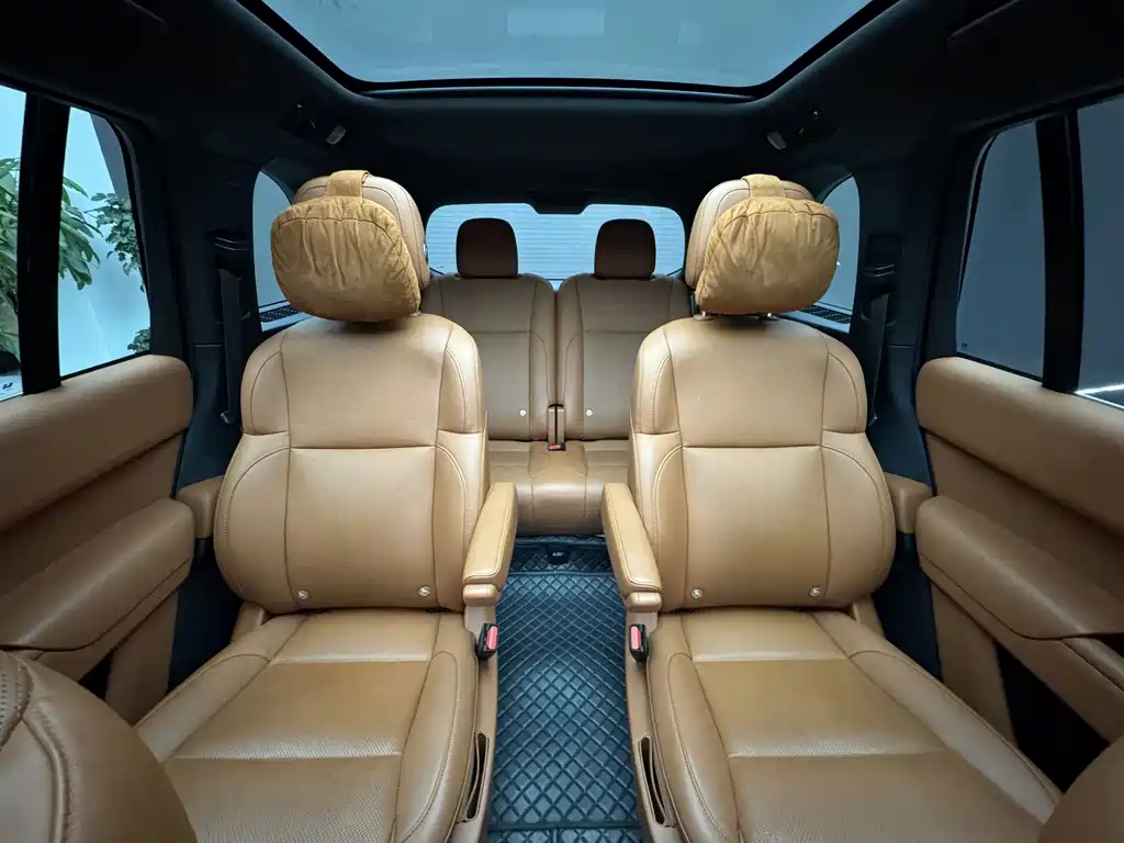 Li Auto Li L8 — миниатюра 11