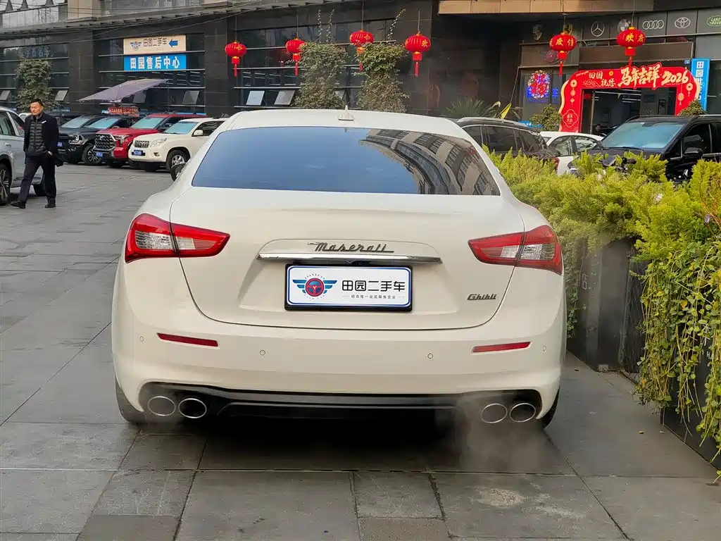 MASERATI GHIBLI