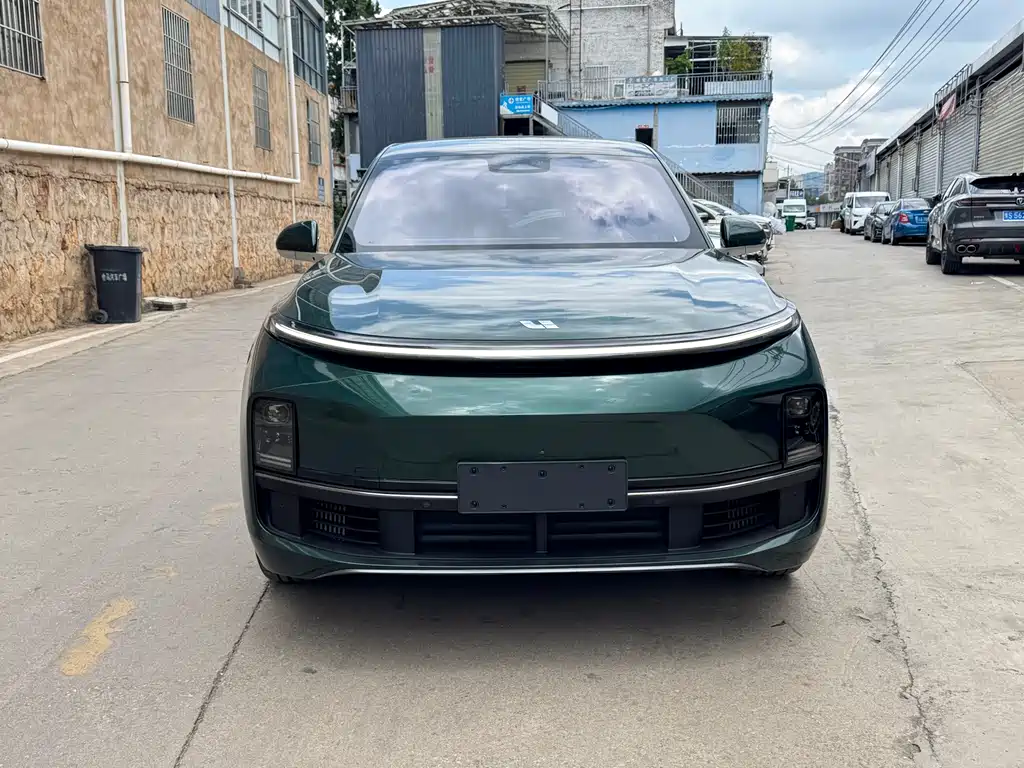 Li Auto Li L8 — миниатюра 2